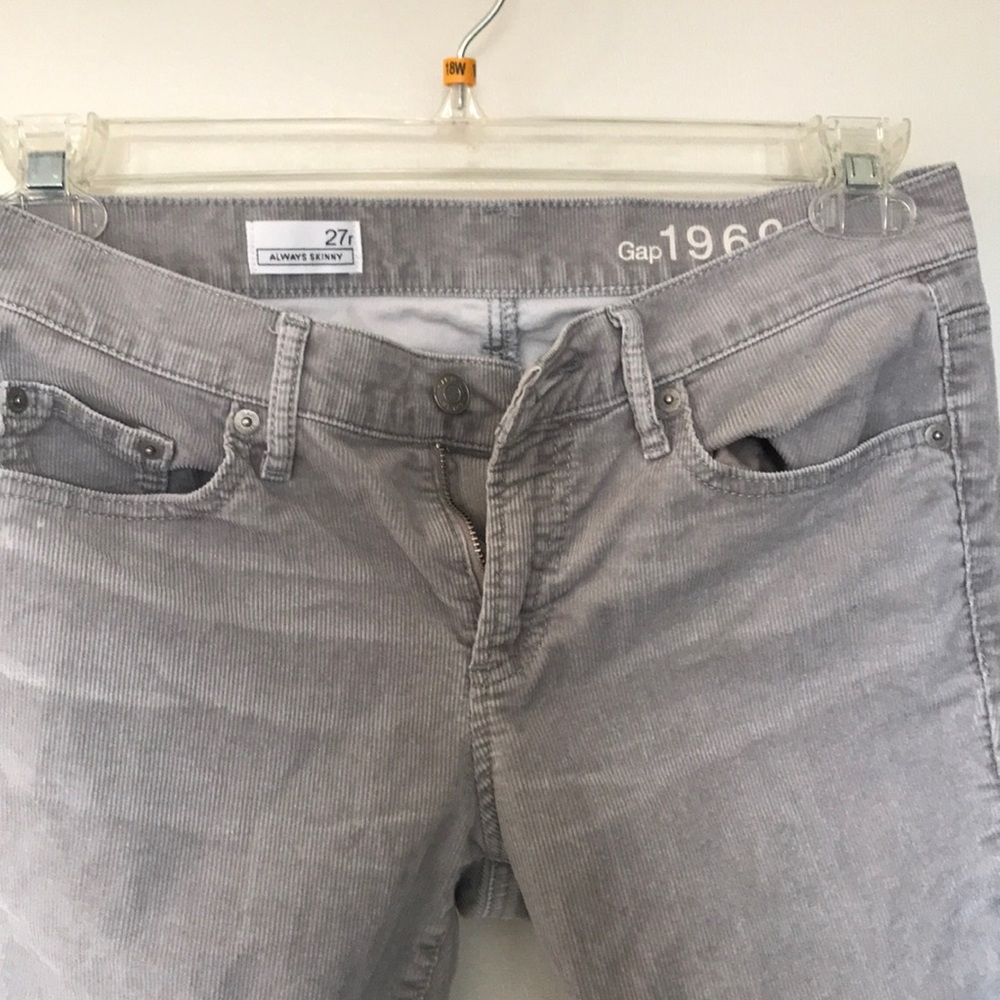Gap 27r Always Skinny gray corduroy pants